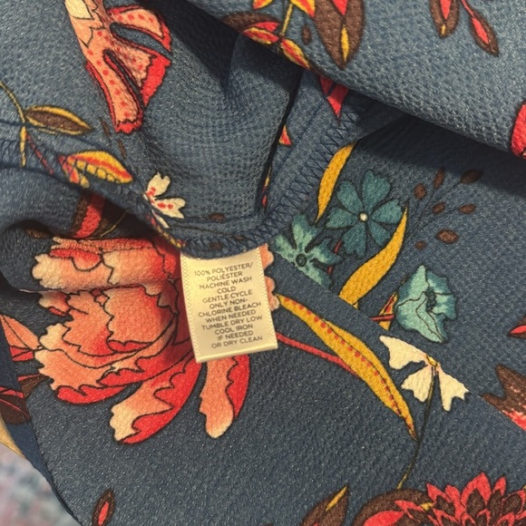Ann Taylor Loft Colorful Floral Satin Business Casual Blouse Size XXS Petite - Picture 9 of 9